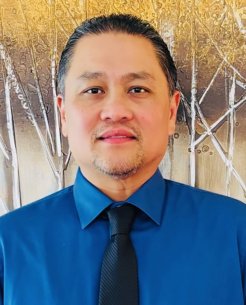 Chris Cruz